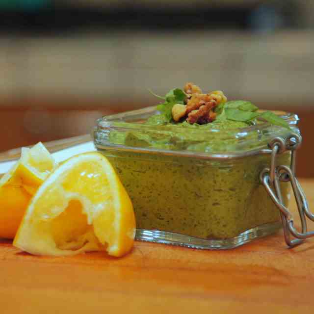 Easy Vegan Pesto