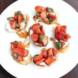 Strawberry Basil Bruschetta with Ricotta