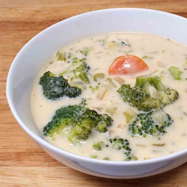 Creamy Broccoli - Carrot Soup