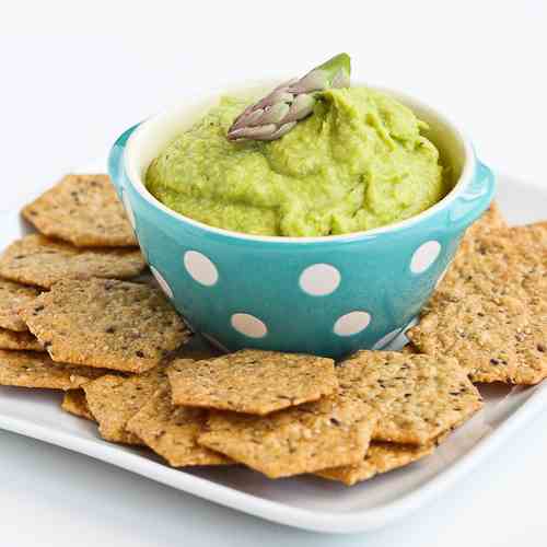 Asparagus Hummus for Healthy Snacking