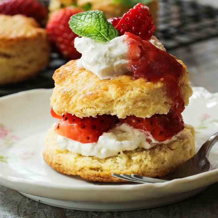 Airfryer Strawberry Scones Recipe