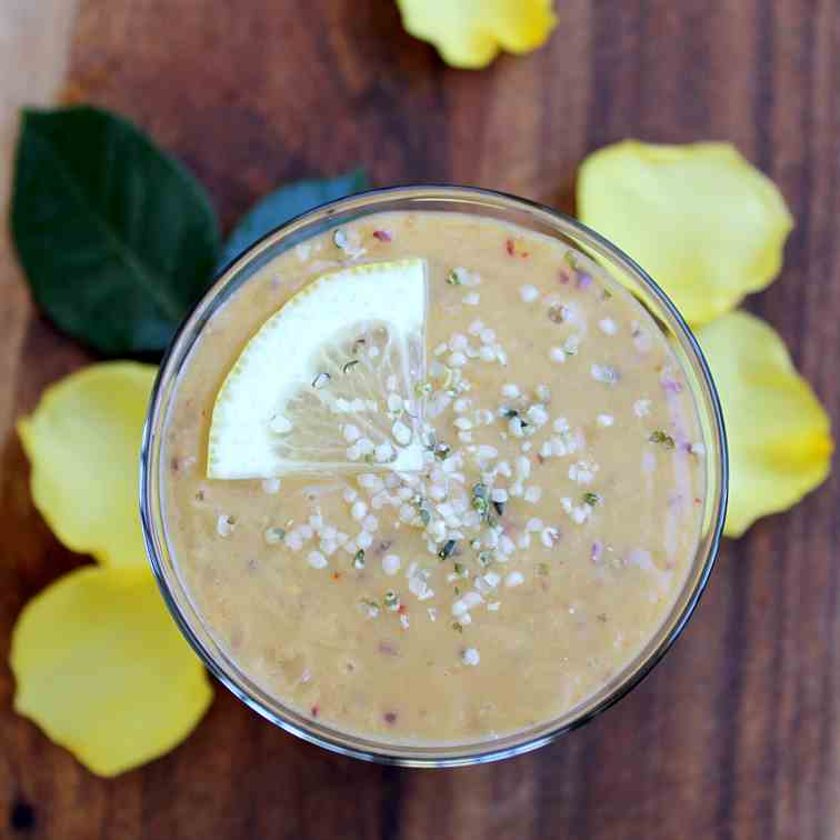 Peach Lemon Smoothie with Hemp Seeds