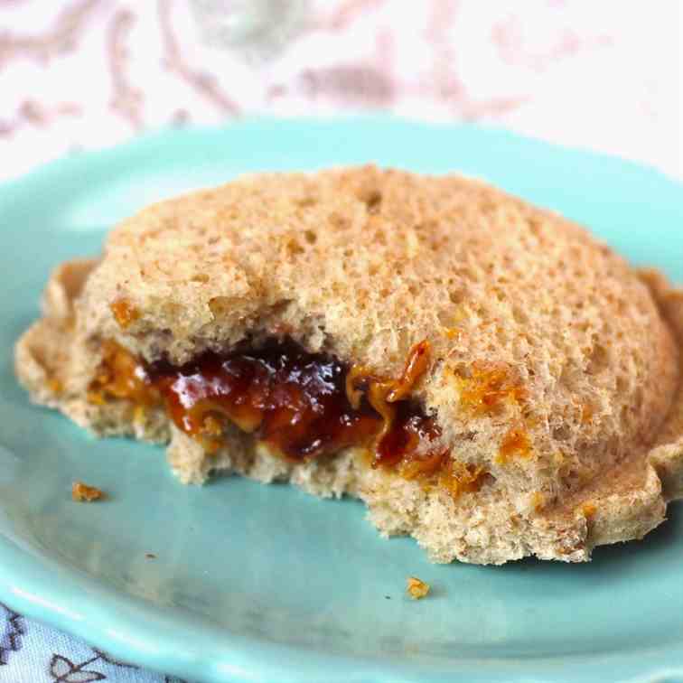 Peanut Butter & Jelly Uncrustables