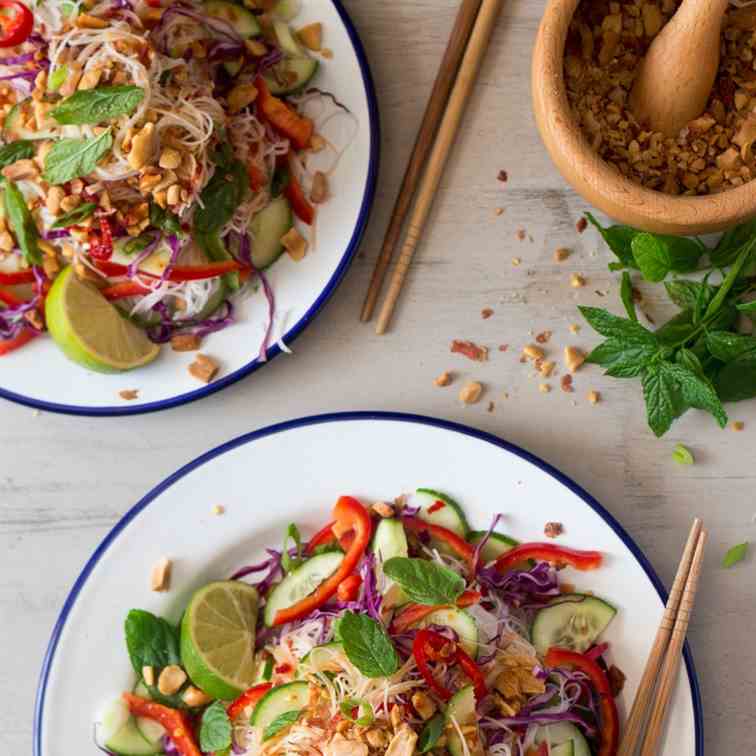 Asian vermicelli salad with peanuts
