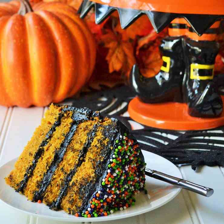 Halloween Pumpkin Cake 