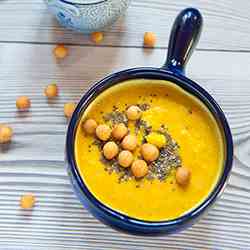 Cold red lentils soup with turmeric