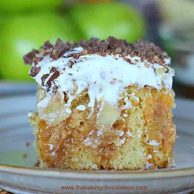 Apple Caramel Toffee Cake