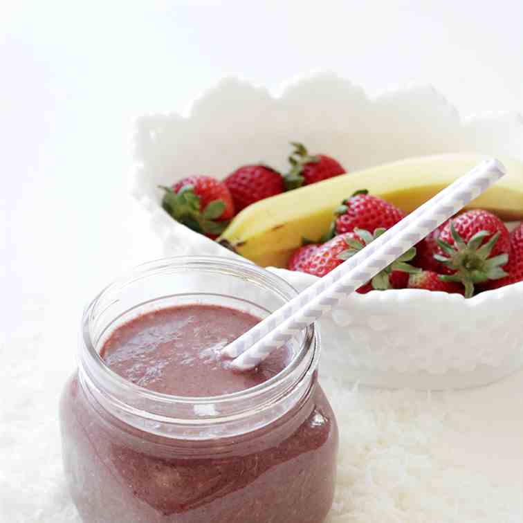 Strawberry Acai Smoothie