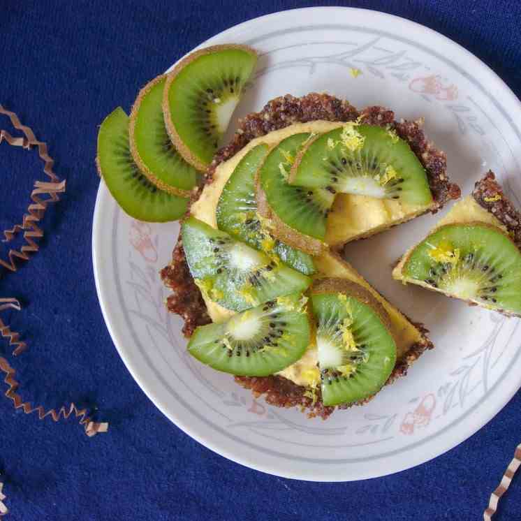 Sugar-free Tropical Raw Mango Tarts