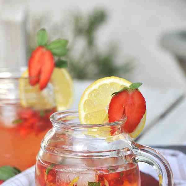 Strawberry Basil Lemonade