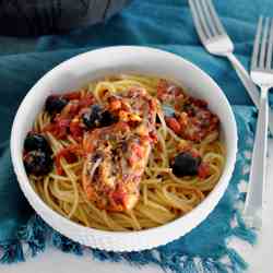 Chicken with olives and tomatoes