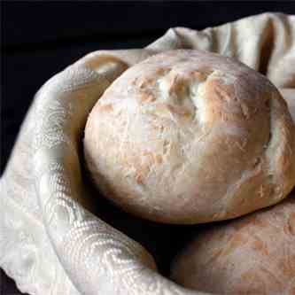 Pan de Coco (Coconut Bread)