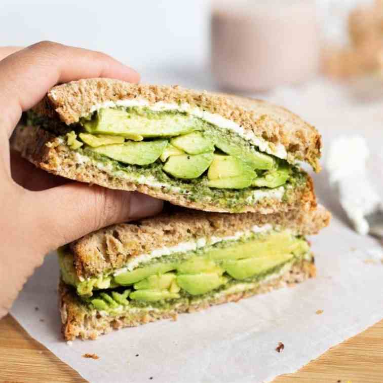 Avocado Chutney Sandwich