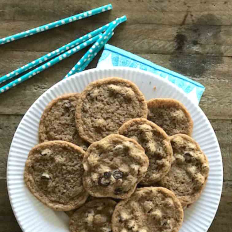 One Bowl Vegan Chewy Chocolate Chip Cookie