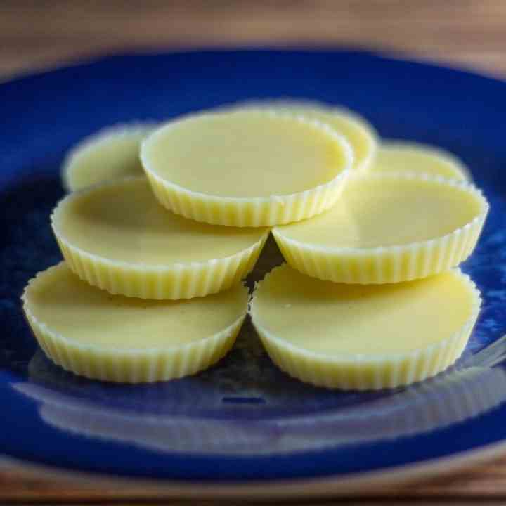 White Chocolate Fat Bombs