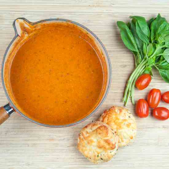 Classic Tomato and Basil Soup