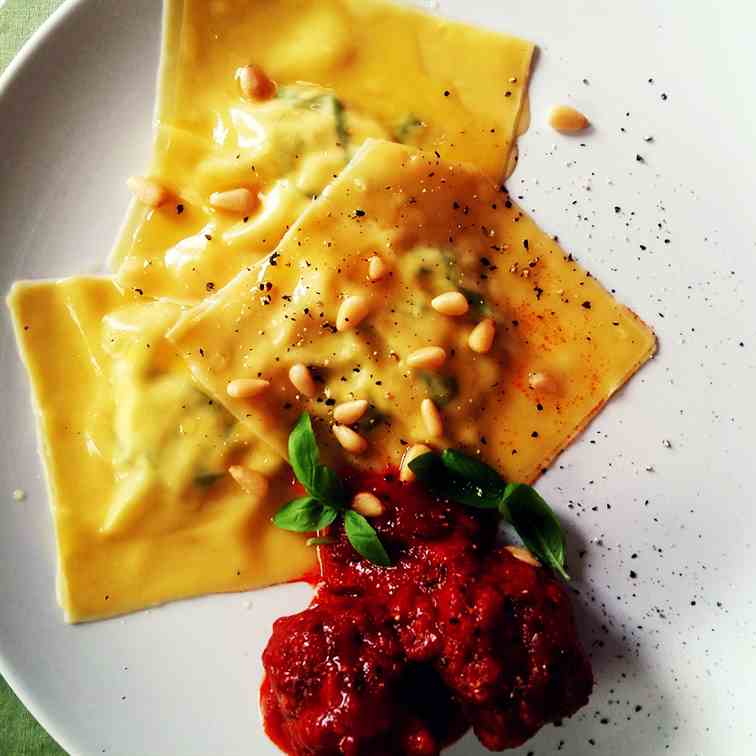 Ricotta and Basil Ravioli