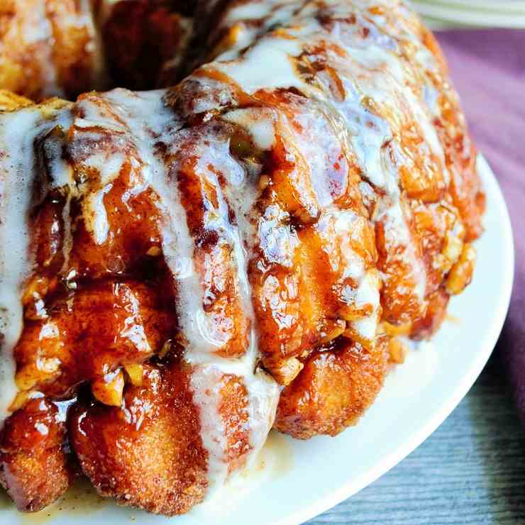 Apple Fritter Monkey Bread