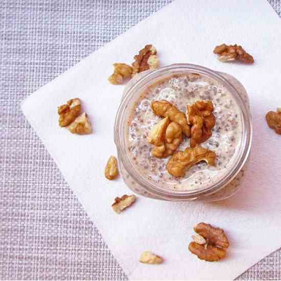 Vanilla Walnuts Chia Pudding