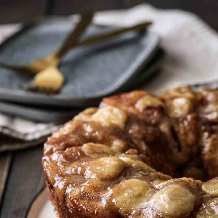 Bananas Foster Monkey Bread