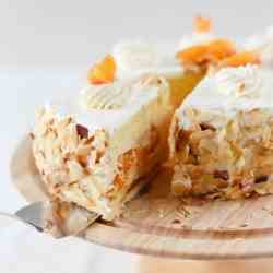 Apricot-Cream Cake 