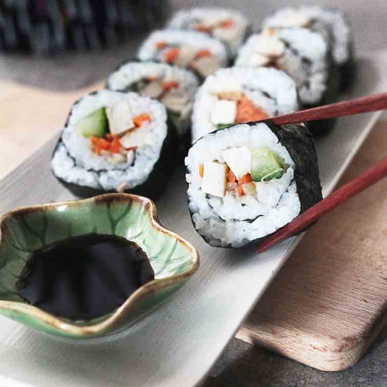 Tofu and enoki mushroom sushi roll