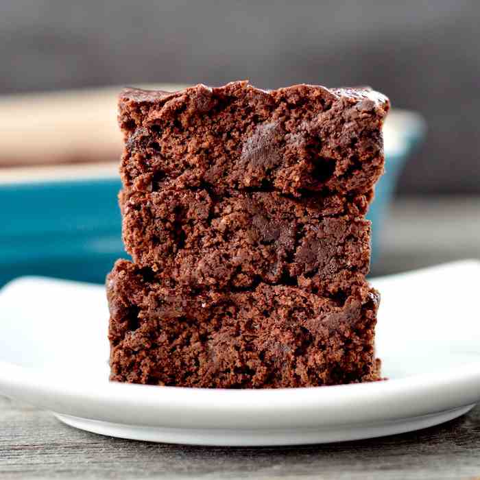 Healthy Greek Yogurt Brownies