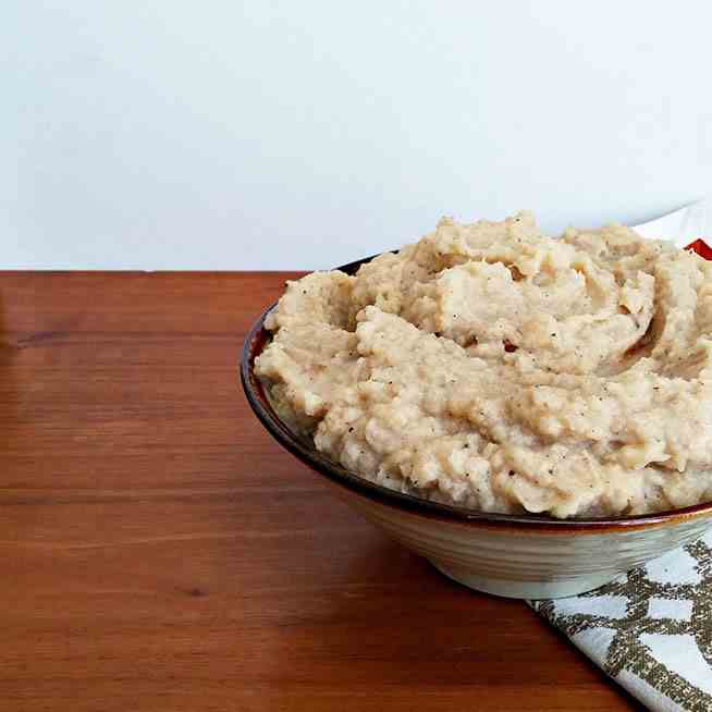 Mashed potatoes with cauliflower