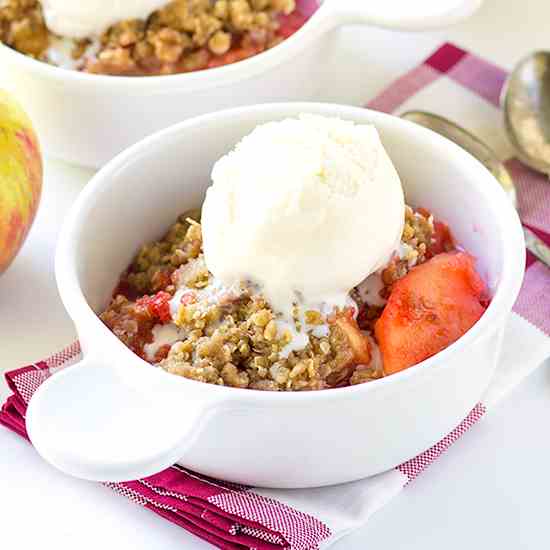 Red Hot Crock Pot Apple Crisp