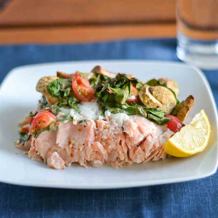 Baked Salmon with Vegetables