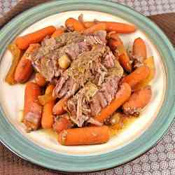 Slow Cooker Beef and Carrot Au Jus