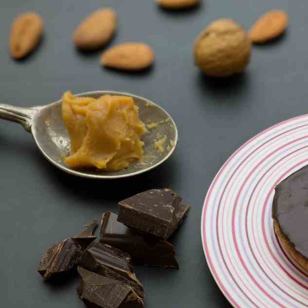 Caramel Butter Tartlets with Chocololat