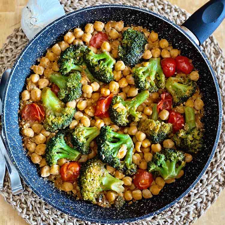 Chickpea and Broccoli Skillet