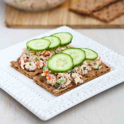 Low-Fat Salmon Salad with Capers