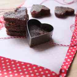 Almond Date Energy Bar Hearts