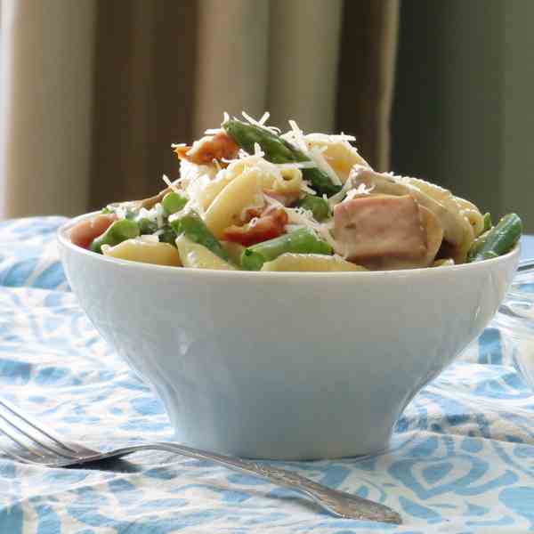 shells with asparagus and ham