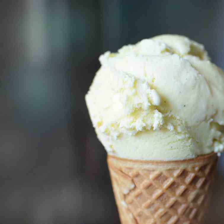 Sour Cream Cardamom Ice Cream