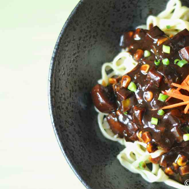 Vegetarian Jajang Myeon (Noodles w Black )