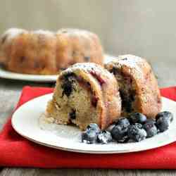 Very Berry Streusel Bundt Cake