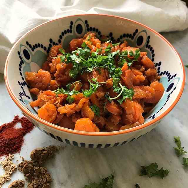 Spiced Carrot Salad with Honey and Lemon