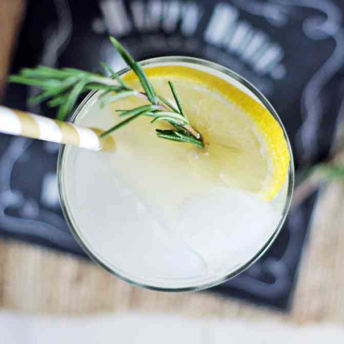 Rosemary Honey Vodka Spritzers