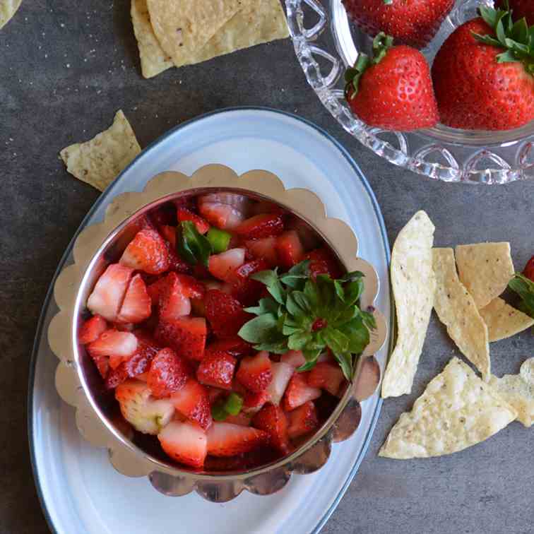 Healthy Strawberry Salad Recipe 
