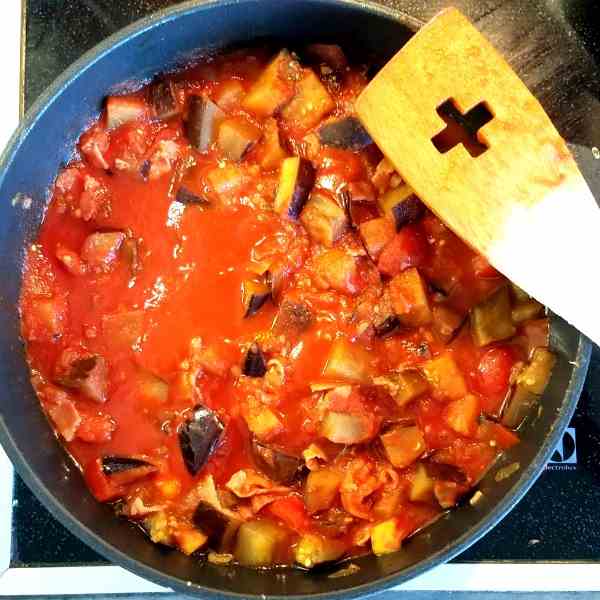 Eggplant-Bacon Tomato Sauce for Pasta