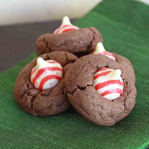 Chocolate Peppermint Kiss Blossoms