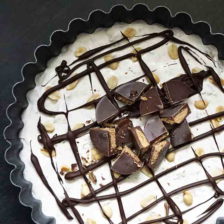 Peanut butter cup pie