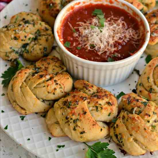 Garlic Knots