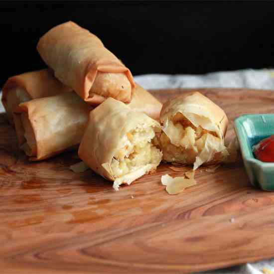 Macaroni and Cheese Springrolls