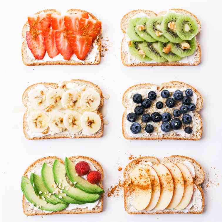 Healthy Breakfast Toasts