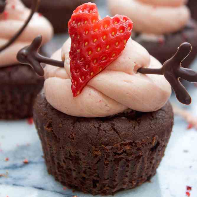Chocolate Cupcakes  with Strawberry Butter