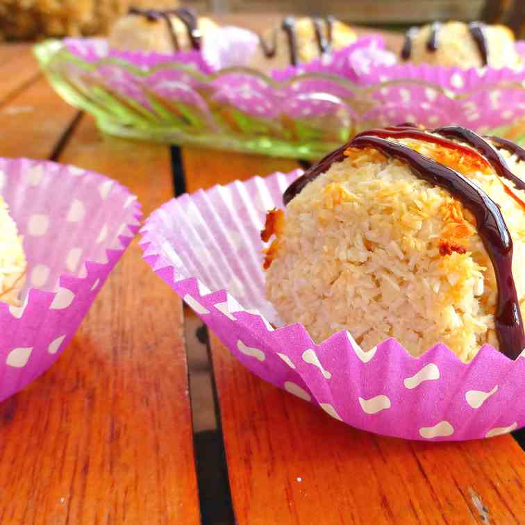 Healthy Orange Coconut Macaroons